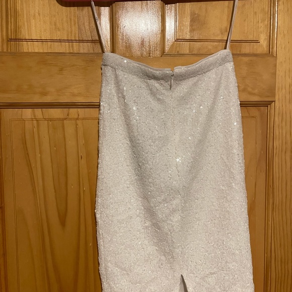 Sparkling style white sequin body con 2 piece - Picture 2 of 6